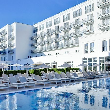 黑灵斯多夫史蒂根伯格水疗大酒店 塞巴特黑灵斯多夫 设施 照片 The Hotel's pool