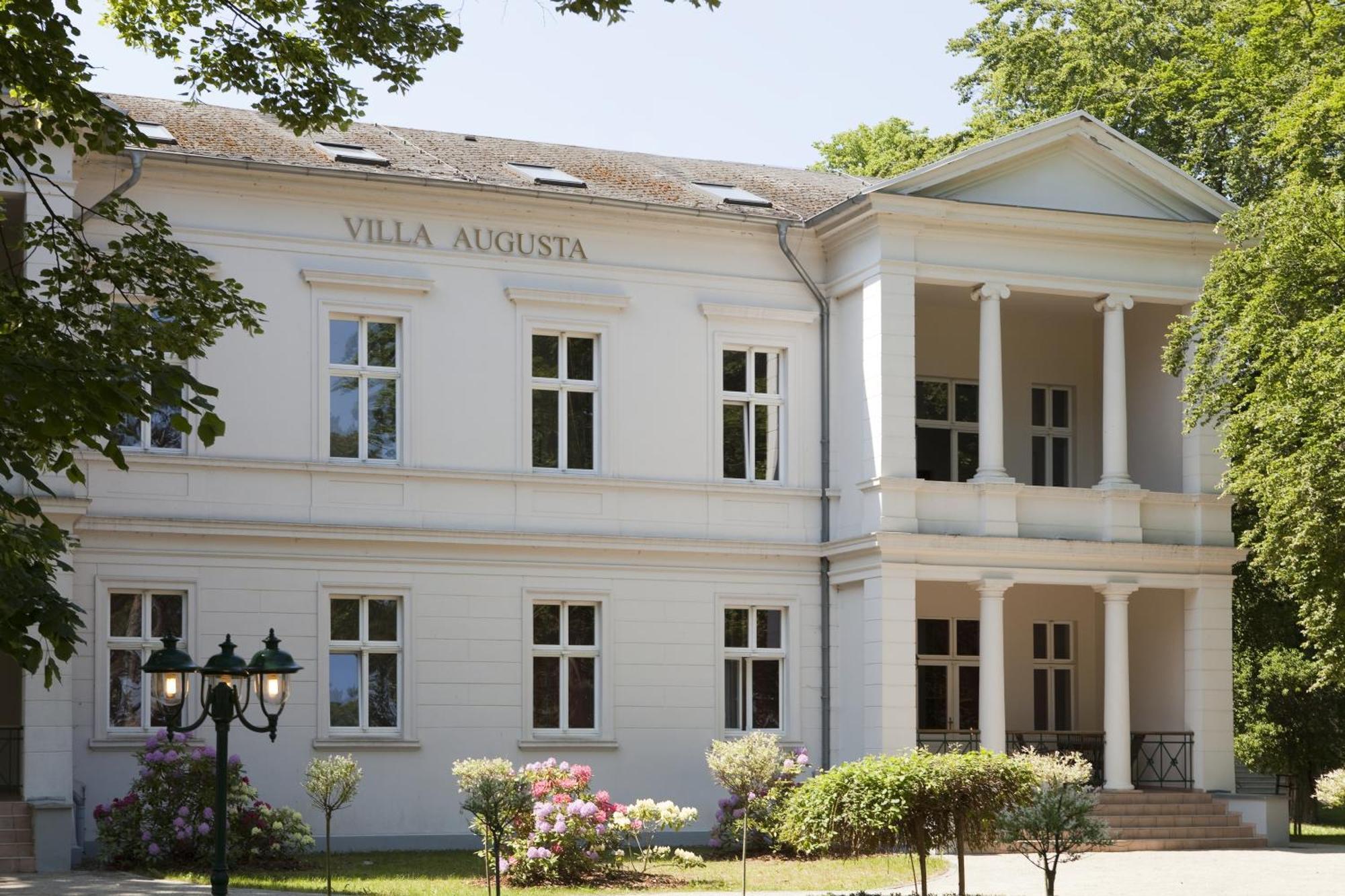 黑灵斯多夫史蒂根伯格水疗大酒店 塞巴特黑灵斯多夫 外观 照片 Villa Augusta