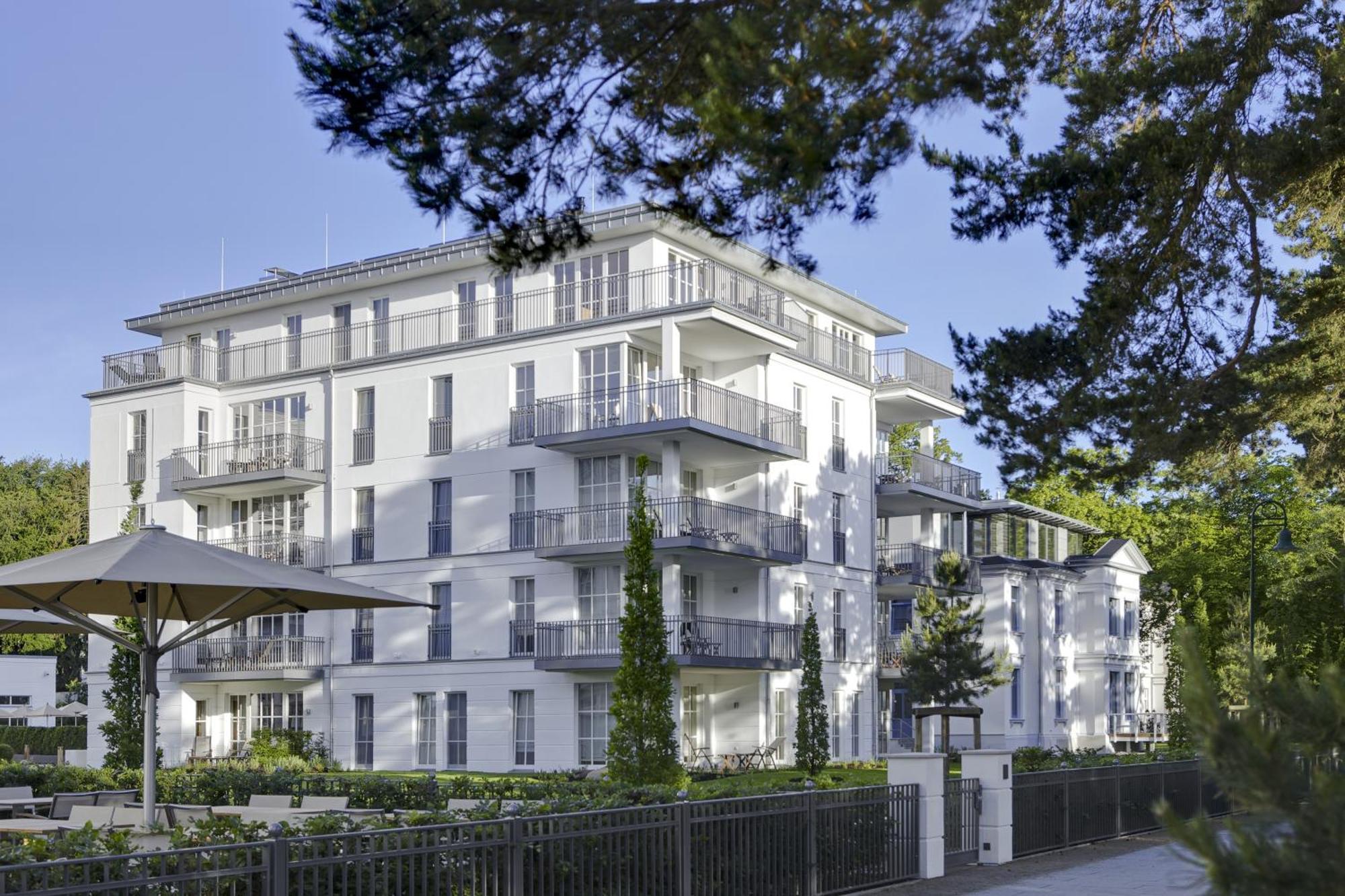 黑灵斯多夫史蒂根伯格水疗大酒店 塞巴特黑灵斯多夫 外观 照片 The Park Clinic