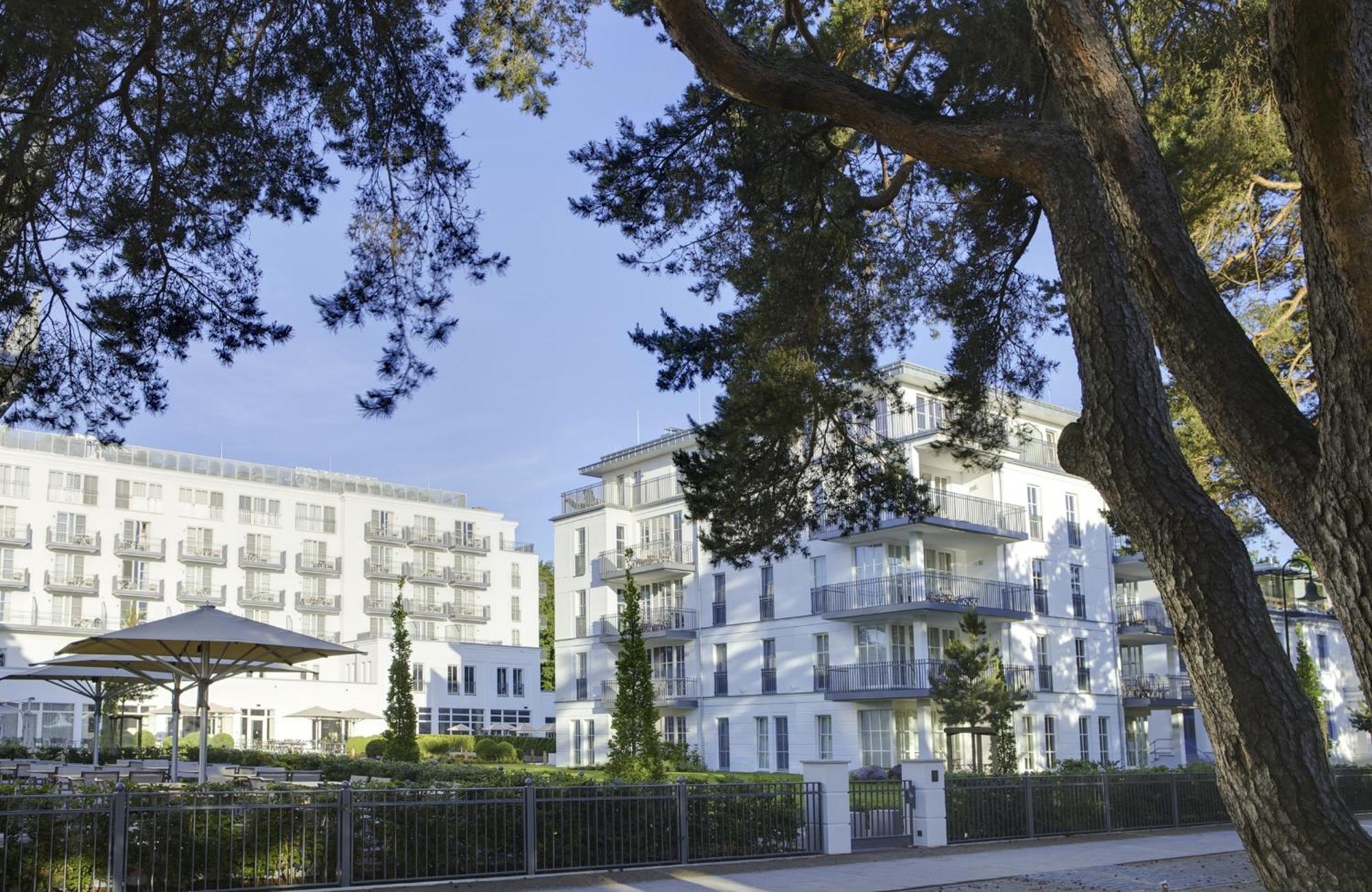 黑灵斯多夫史蒂根伯格水疗大酒店 塞巴特黑灵斯多夫 外观 照片 The new residential buildings