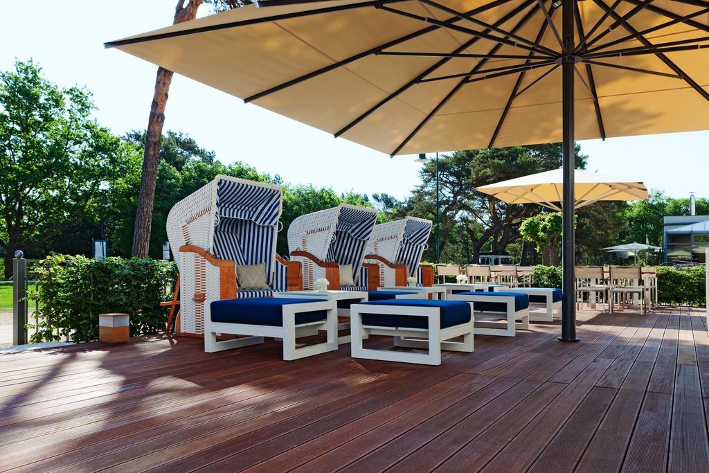 黑灵斯多夫史蒂根伯格水疗大酒店 塞巴特黑灵斯多夫 外观 照片 The beach chairs